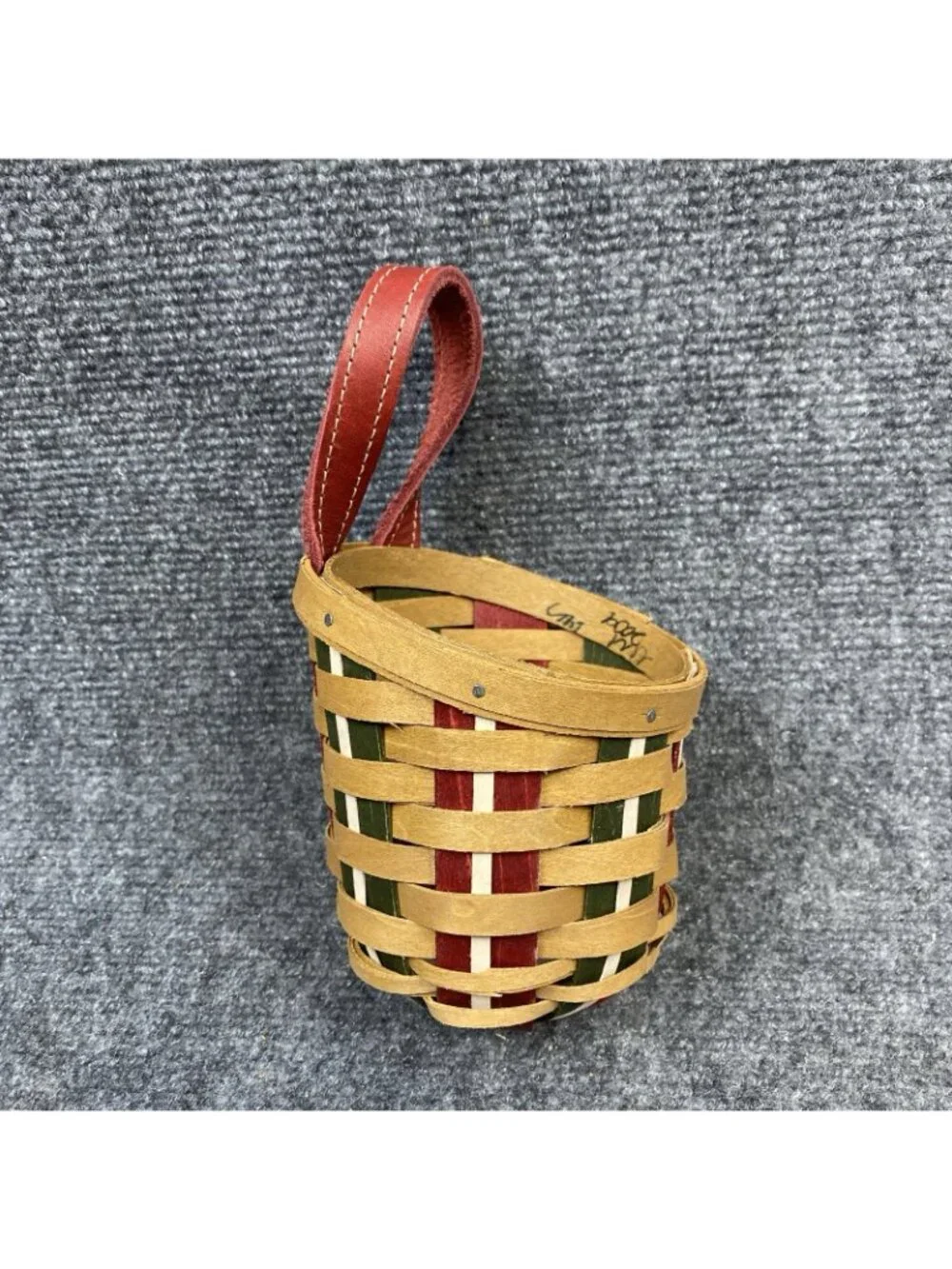 Longaberger 2009 Holiday Sweets Basket With Product Card Plastic Protector
